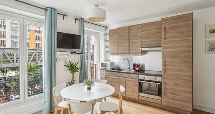 Beautiful apartment 10 minutes walk from the Eiffel Tower