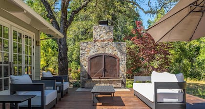 10 Acre Estate w/ Views | Teahouse | Pickleball