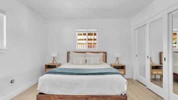 3 bedrooms, iron/ironing board, travel crib, WiFi