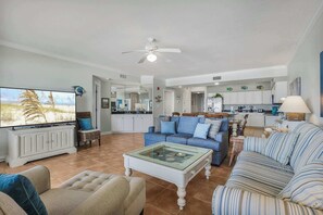 Smart TV, DVD player, books, offices