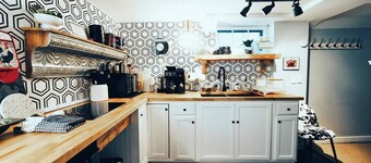 Cute & Cozy Lower Level Apartment in Sheridan