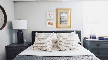 1 chambre, fer et planche à repasser, lit parapluie, Wi-Fi gratuit