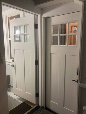 Interior - Cute & Cozy Lower Level Apartment in Sheridan (Sheridan)
