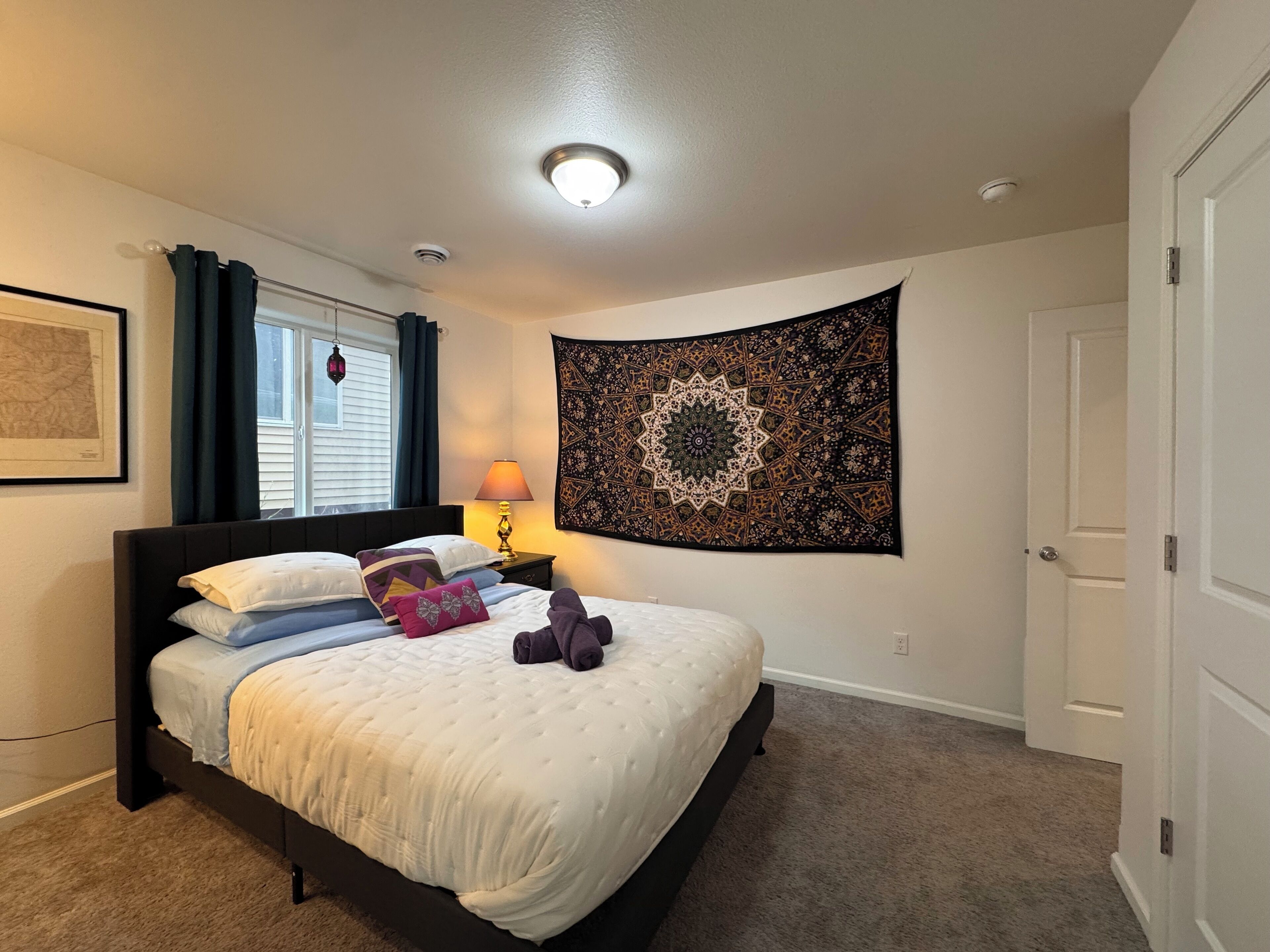 2 bedrooms, desk, free WiFi, bed sheets