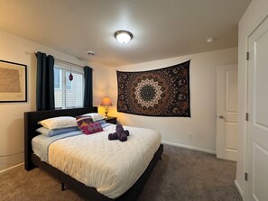 2 habitaciones, escritorio, wifi gratis y ropa de cama 