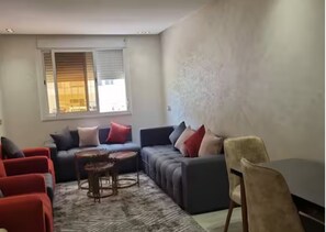 Apartment, 2 Bedrooms, Smoking, City View | Living area