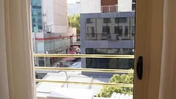 Appartement Familial, vue ville | Coin séjour | Télévision