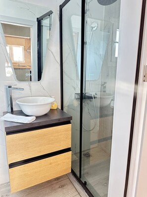 Hair dryer, towels, soap, toilet paper