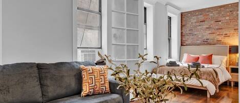 Télévision, espaces bureaux