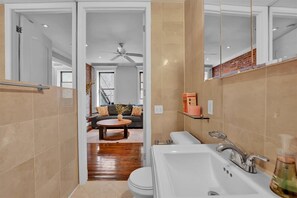 Shower, hair dryer, towels