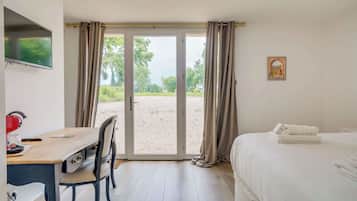 4 quartos, ferros/tábuas de passar roupa, Wi-Fi, roupa de cama