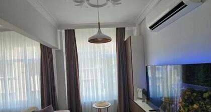 Hotel Quality Whole Apartment, Great Location, Located at center Kadıköy / Moda