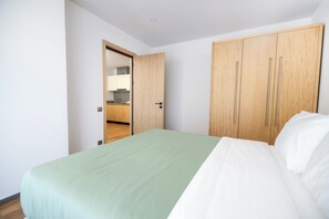Espai de treball apte per a portàtils i habitacions insonoritzades