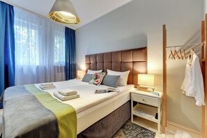 8 chambres, Wi-Fi, draps fournis