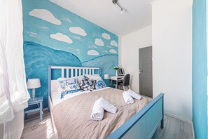 1 bedroom, desk, soundproofing, iron/ironing board - Carina Apartment - near Puskas Arena (Budapest)