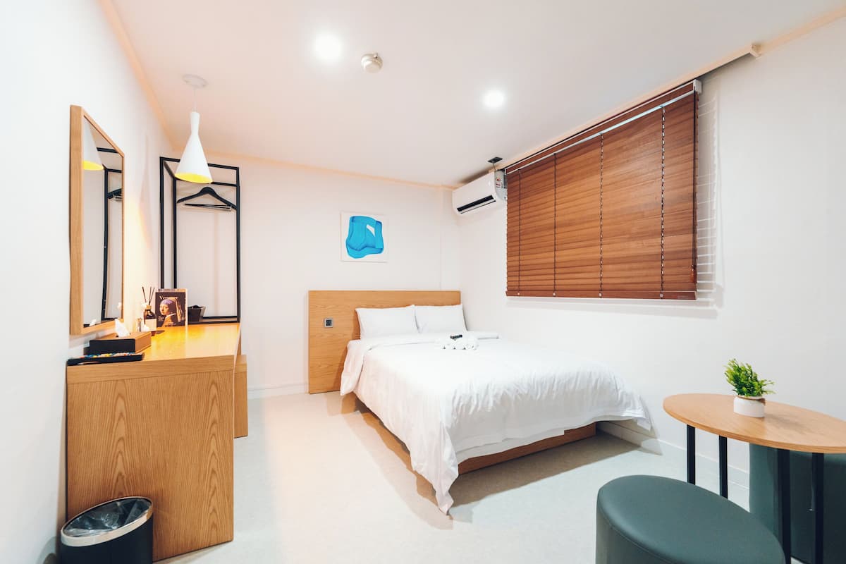 Superior Double Room | Desk, free WiFi