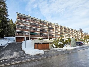 Exterior - Cosy apartment for 4 people with WIFI, TV and balcony (Crans)