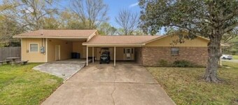 Spacious 4-bedroom apartment with WiFi, fitness room in charming Ocean Springs