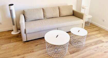 Pink Alta Apartment With Pool