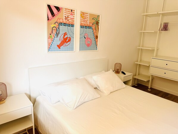 1 間臥室、床單