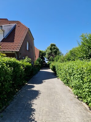 Property grounds - Holiday Apartment Leuchtfeuer (Norden)