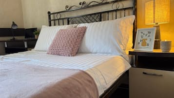 Basic Double Room, Courtyard View | Laptop workspace, free WiFi