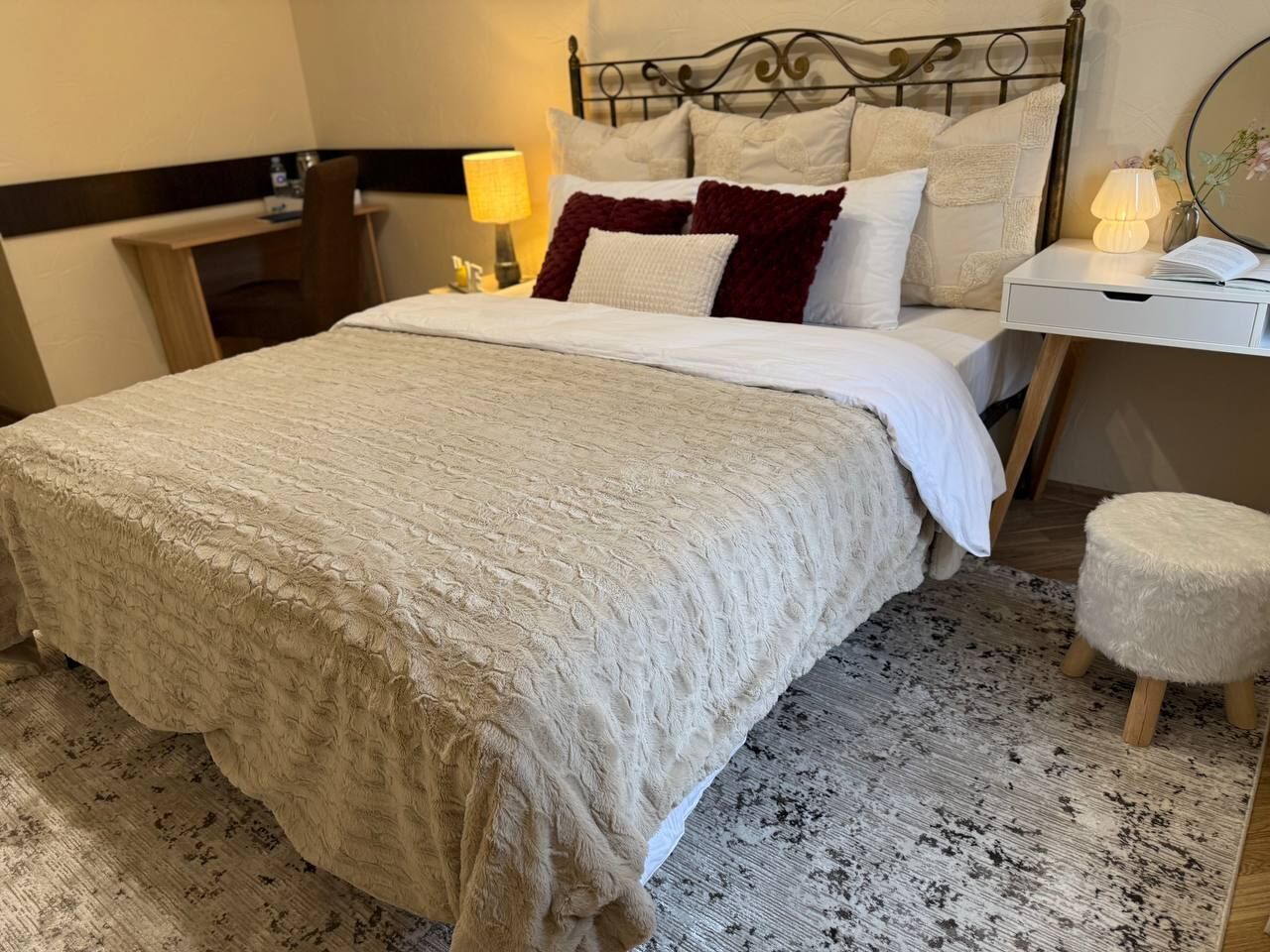 Standard Double Room | Hypo-allergenic bedding, desk, laptop workspace, free WiFi