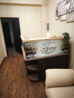 Reception - Hotel HOME (Chișinău)