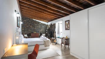 1 habitación y ropa de cama