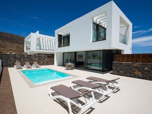 Piscine extérieure