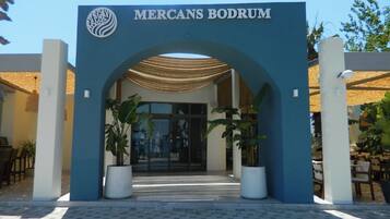 Entrée de l’hébergement