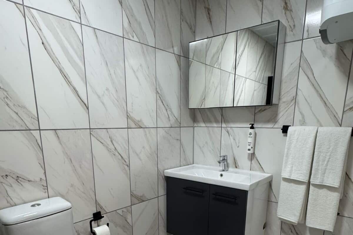Comfort Double Room, Housekeeping | Bathroom | Shower, hair dryer, slippers, towels