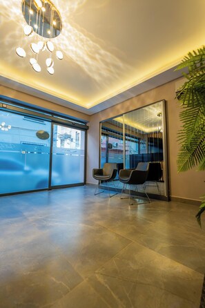 Comfort Double Room, Housekeeping | Living area - INN CITY PARK HOTEL (İzmir)