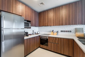 Apartment | 2 bedrooms - Chic Coastal Escape w Open Sea Vws on Palm Entry (Dubai)