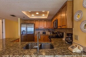 Fridge, microwave, coffee/tea maker, toaster