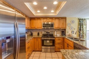 Fridge, microwave, coffee/tea maker, toaster