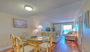 Dining - Ram Sea 307 is a Silver Tier 3-bedroom 2 bath Gulf Front Condo (N. Redington Beach)