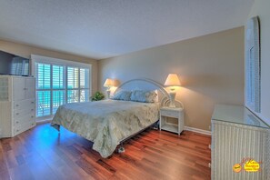 3 bedrooms, iron/ironing board, free WiFi, bed sheets - Ram Sea 307 is a Silver Tier 3-bedroom 2 bath Gulf Front Condo (N. Redington Beach)