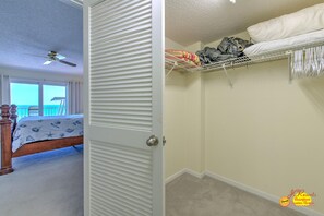 3 chambres, fer et planche à repasser, accès Internet, draps fournis