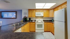 Fridge, microwave, coffee/tea maker, toaster