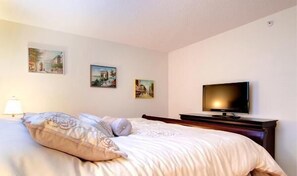 2 bedrooms, iron/ironing board, Internet, bed sheets