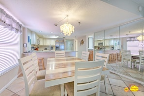 Dining - Ram Sea 414 is a Silver Tier 3-bedroom 2 bath Gulf Front Corner Condo (N. Redington Beach)