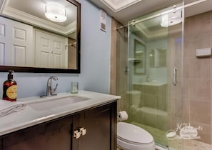 Shower, towels