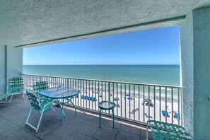 Property grounds - Ram Sea 503 is a top floor SILVER tier 3bedroom/2bath Gulf front condo (N. Redington Beach)
