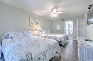 3 bedrooms, iron/ironing board, free WiFi, bed sheets
