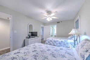 3 bedrooms, iron/ironing board, Internet, bed sheets