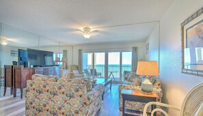 TV, DVD player - Ram Sea 304 is a Silver Tier 2-bedroom 2 bath Gulf Front Condo (N. Redington Beach)