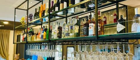 Déjeuner, dßner et souper servis sur place; cuisine de sushis