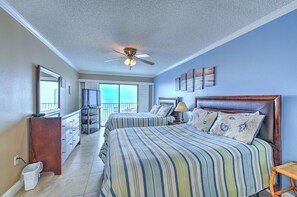 3 Schlafzimmer, Bügeleisen/Bügelbrett, Internetzugang, Bettwäsche