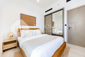 1 bedroom, in-room safe, iron/ironing board, free WiFi